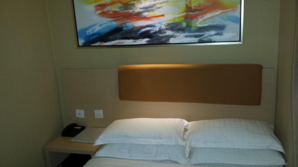 Aira Hotel Kuala Lumpur Phòng bức ảnh